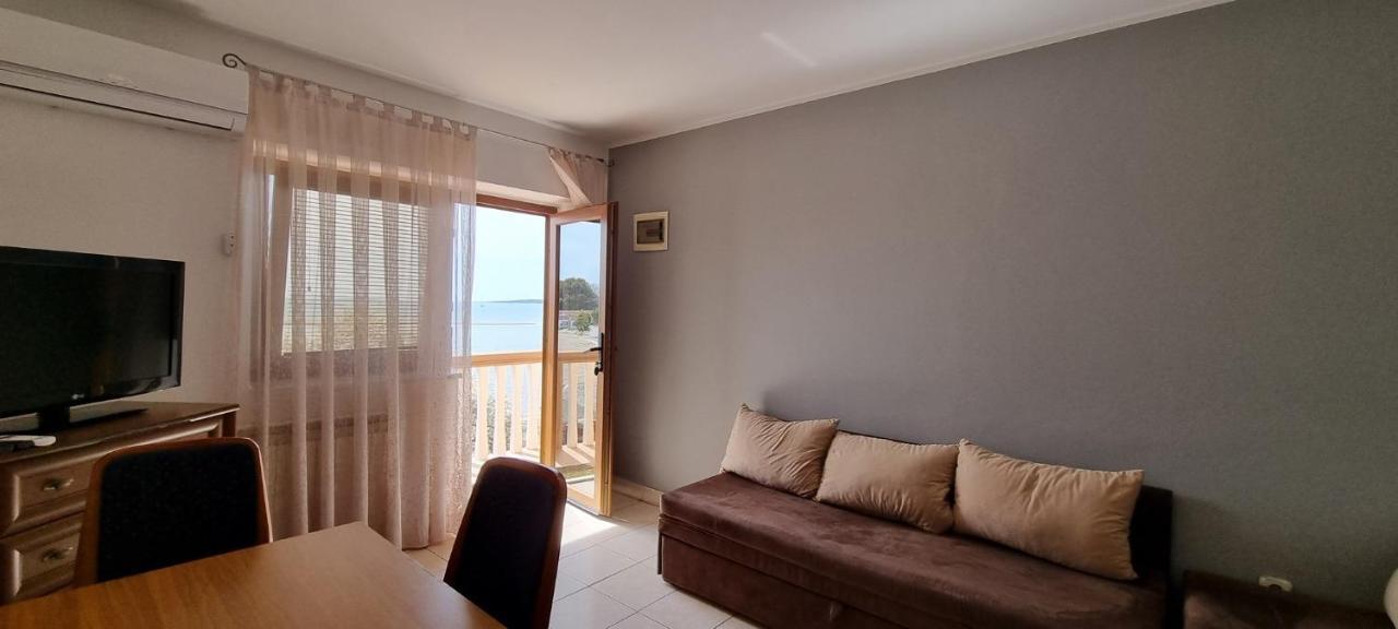 מדולין Apartments Real - 10 M From Sea מראה חיצוני תמונה