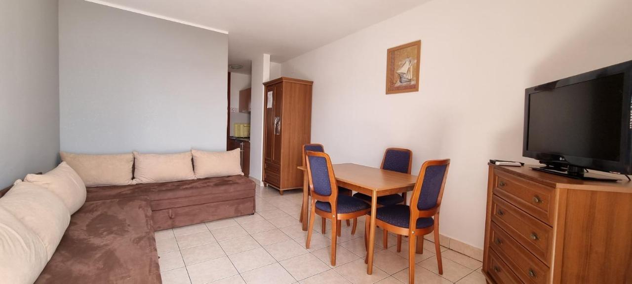 מדולין Apartments Real - 10 M From Sea מראה חיצוני תמונה